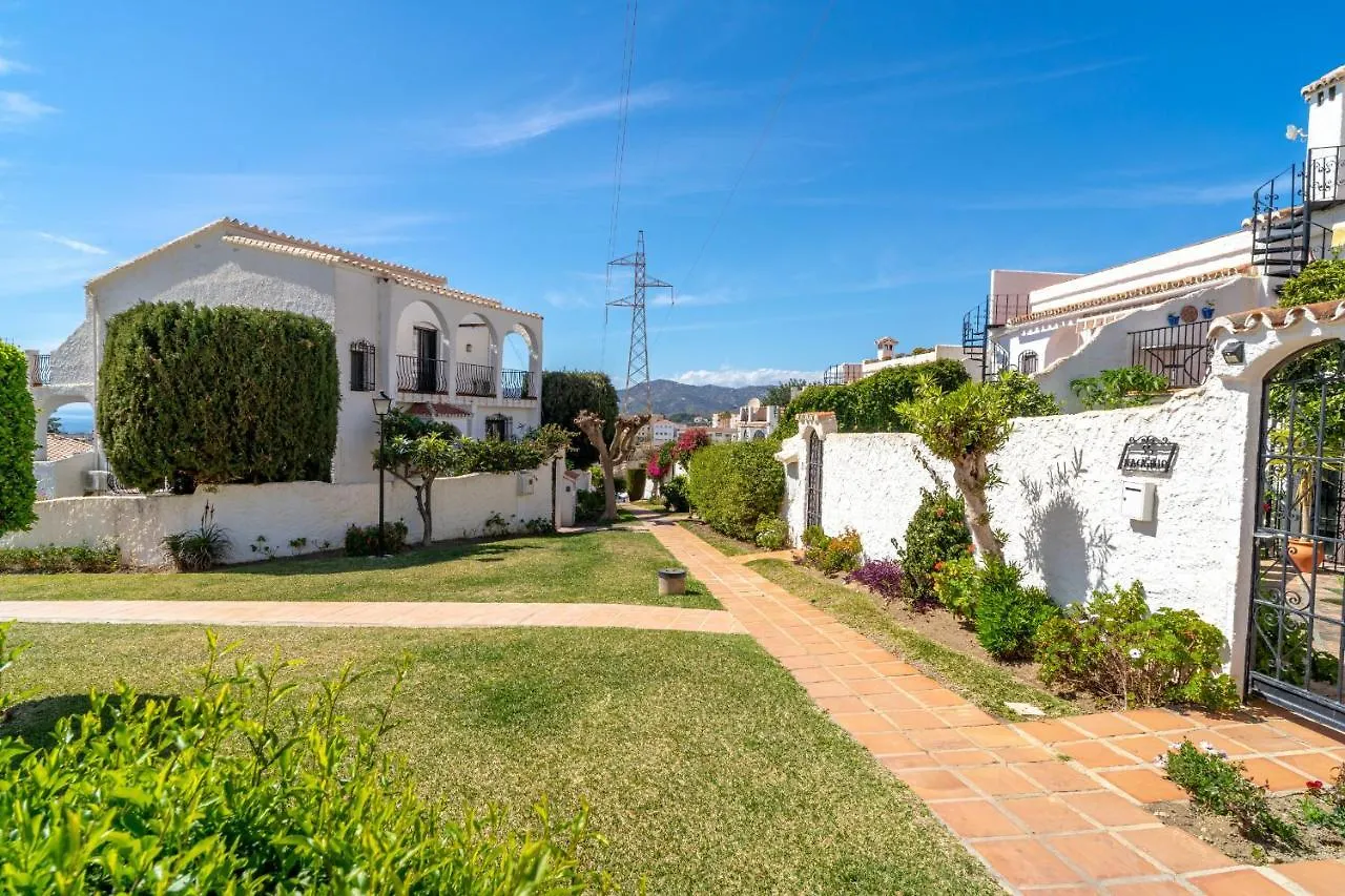 Los Naranjos 25A Private Pool Capistrano Village Nerja